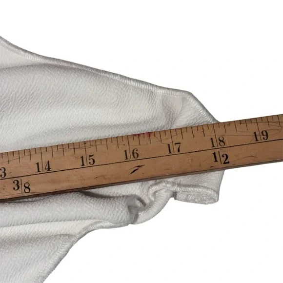 Show me your MuMu Gidget Bodysuit White Size Medium - Picture 12 of 13